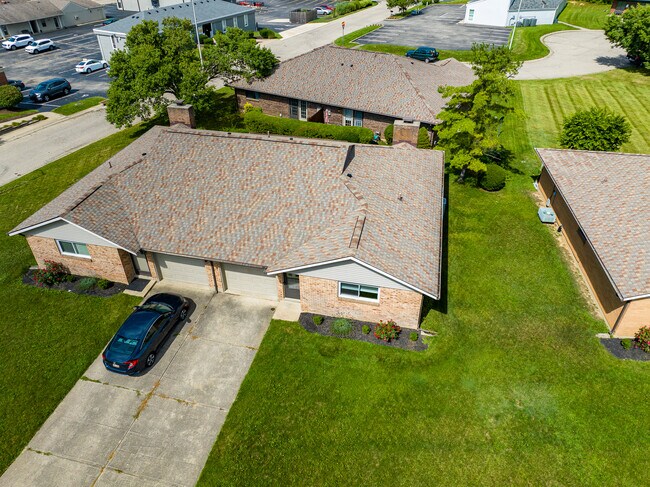 Foto del edificio - 1303 Meadow Bridge Dr