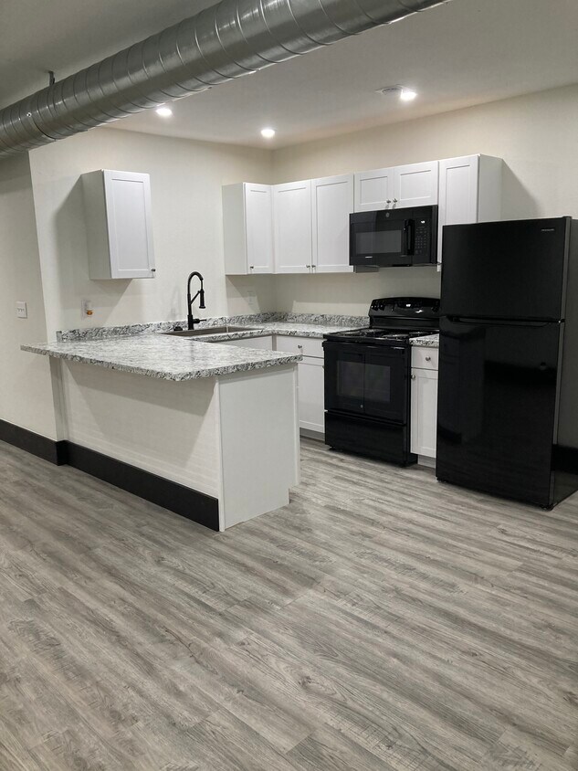 Foto principal - 1535 Bluff St