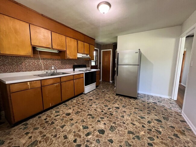 Foto del edificio - 3 Bed 1.5 Bath in Gates County