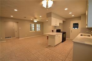 Building Photo - 416 Beverly Dr