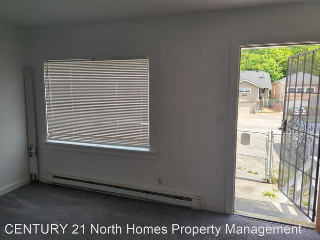 Building Photo - 3 br, 1 bath House - 1815 Broadway Ave #A