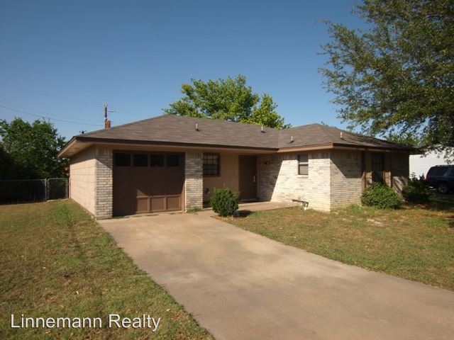 Primary Photo - 1101 Alberta Cir