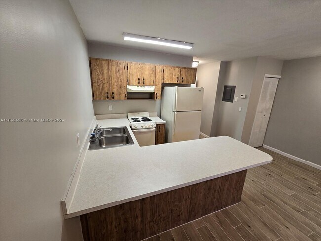 Foto del edificio - 3659 SW Cornell Ave