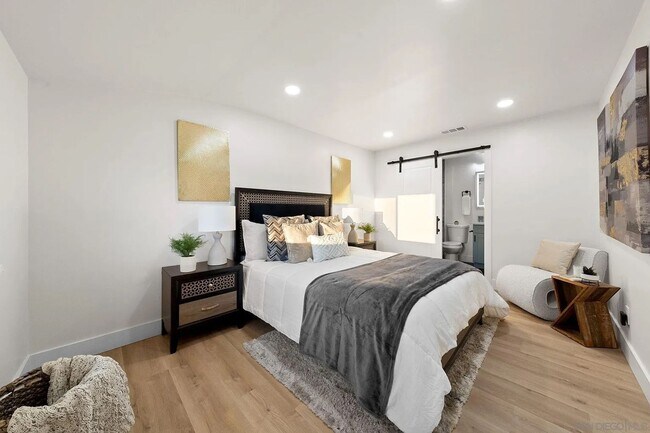 Foto del edificio - *MOVE IN SPECIAL* - HALF OFF 1ST MONTHS RENT