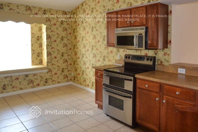 Building Photo - 9803 White Barn Way