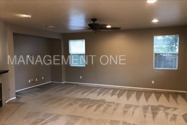 Foto del edificio - Desirable Home near Moreno Beach