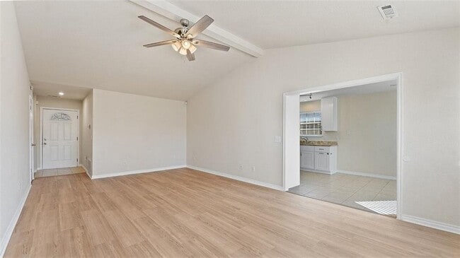 Building Photo - 829 S Liberty Dr