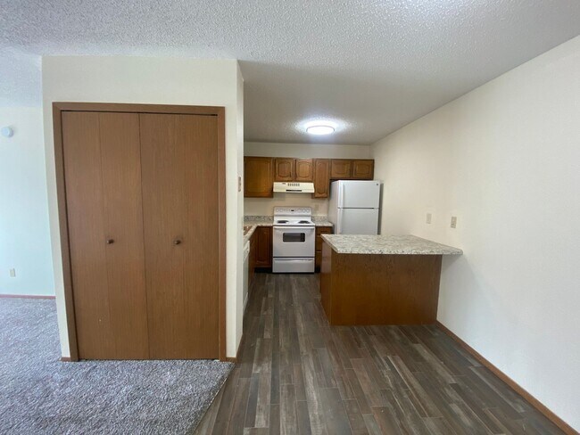 Foto del edificio - 2 BD/2 BA APARTMENT FOR RENT - You'll want to see this!