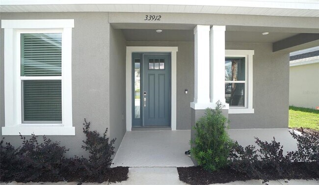 Foto del edificio - 33912 Anchor Lgt Ln