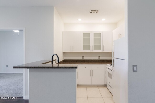 Building Photo - 6900 E Princess Dr