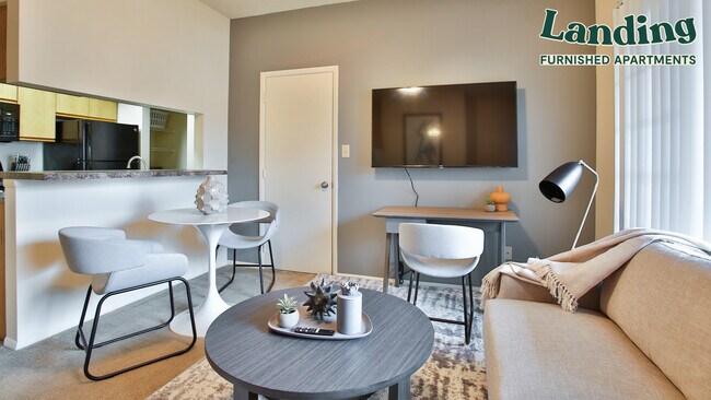 Foto del edificio - 7051 Pointe Inverness Way