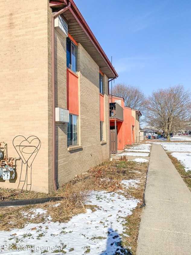 312 Dana St, Boswell, IN 47921 Apartment for Rent in Boswell, IN