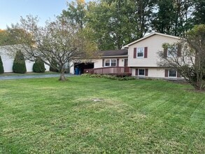 Building Photo - 244 Natale Dr