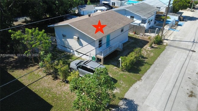 Building Photo - 10 Silver Springs Dr