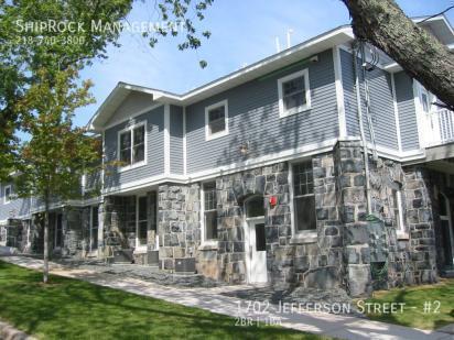 Building Photo - 1702 Jefferson St