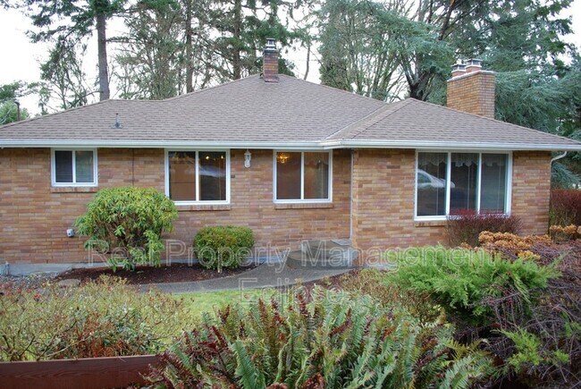 Photo - 10832 35th Ave SW House