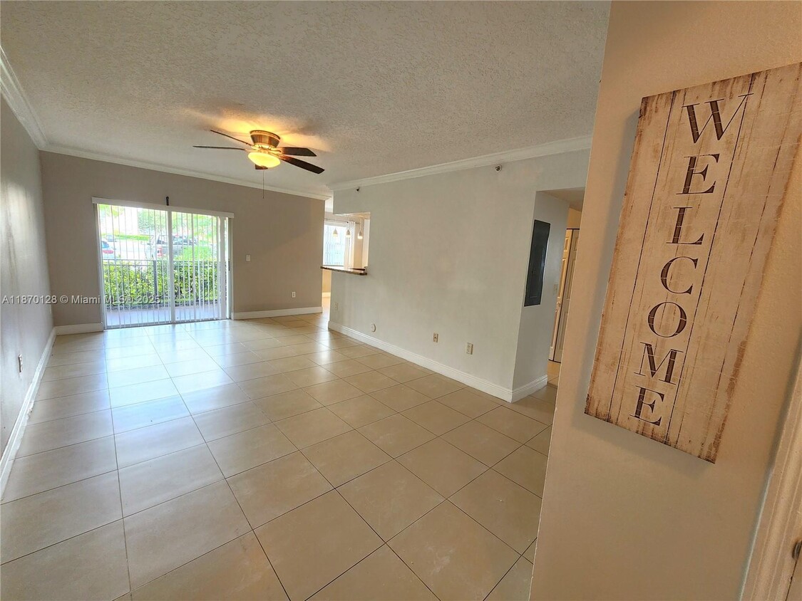 Primary Photo - 11600 SW 2nd St