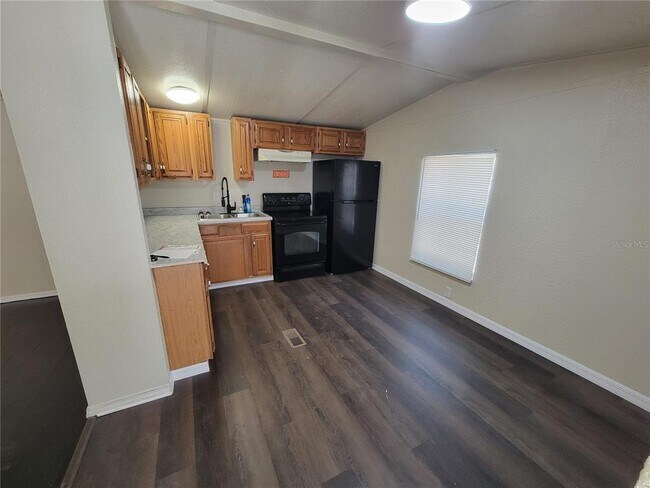 Foto del edificio - 16625 NE 2nd Street Rd