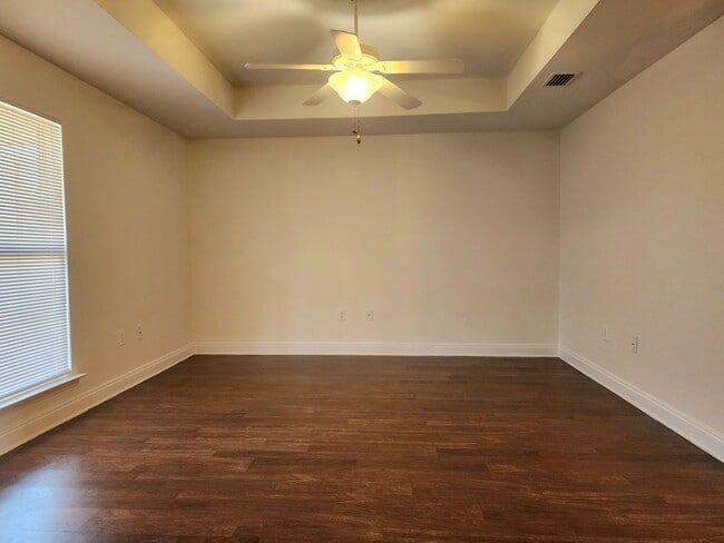 Building Photo - Great location in Foley - 3/2