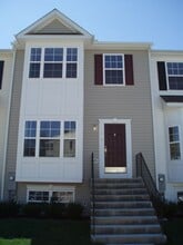 Building Photo - 2910 Barrymore St