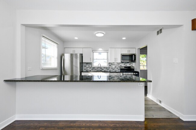 Foto del edificio - 10838 S Neenah Ave