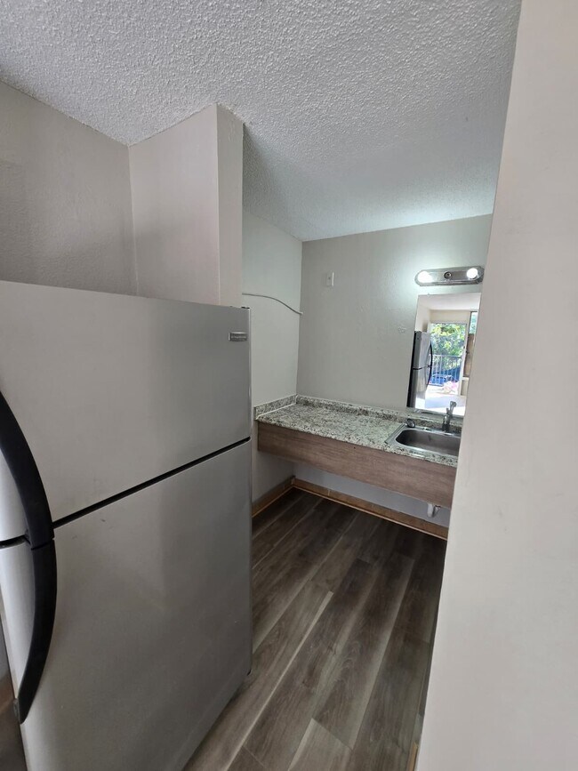 Foto del edificio - 7900 S Orange Blossom Trl