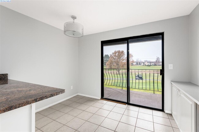 Building Photo - Condo at Meadow Springs Country Club