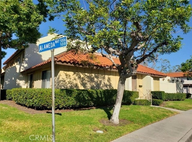 Building Photo - 5011 Alameda Way