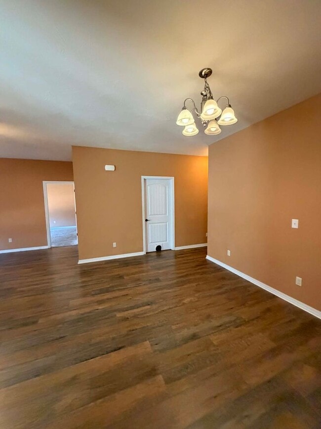 Building Photo - COMING SOON: Beautiful 3 bed/2 bath home located in Webb City! Two car attached garage, storm she...