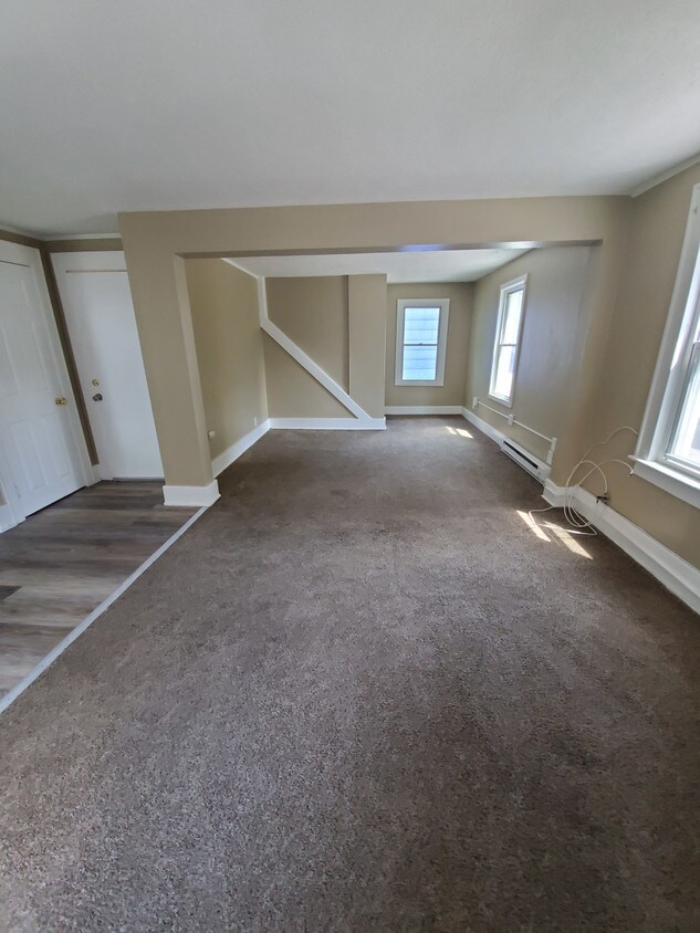 132 Rand Ave, Lexington, KY 40508 Condo for Rent in Lexington, KY