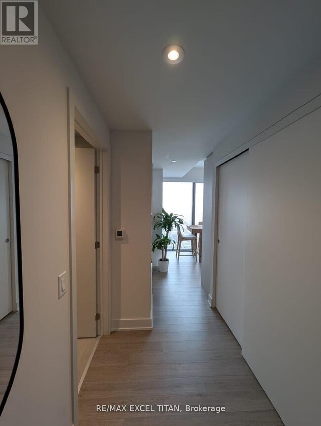 Photo du bâtiment - 8 Cumberland St