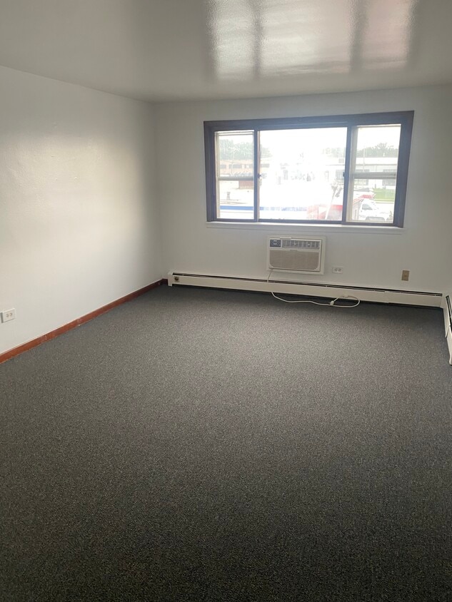 Building Photo - 1122 N 32nd Ave