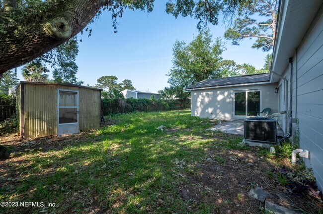Building Photo - 6264 Diane Rd