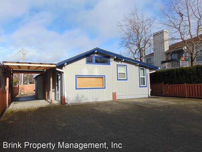 Building Photo - 3 br, 2 bath House - 5915 SW Admiral Way