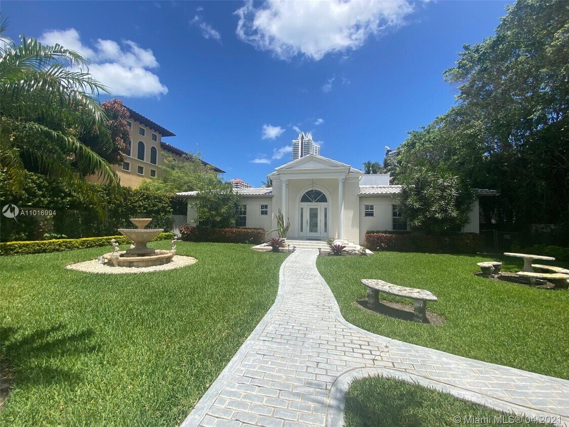 6341 Allison Rd, Miami Beach, FL 33141 House Rental in Miami Beach