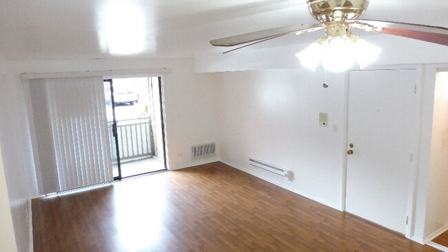 Foto del edificio - 1331 E Ports O Call Dr