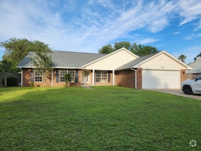 Building Photo - 2836 Winners Cir Dr