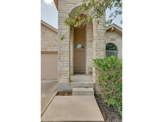 Foto del edificio - 4504 Halliday Ave