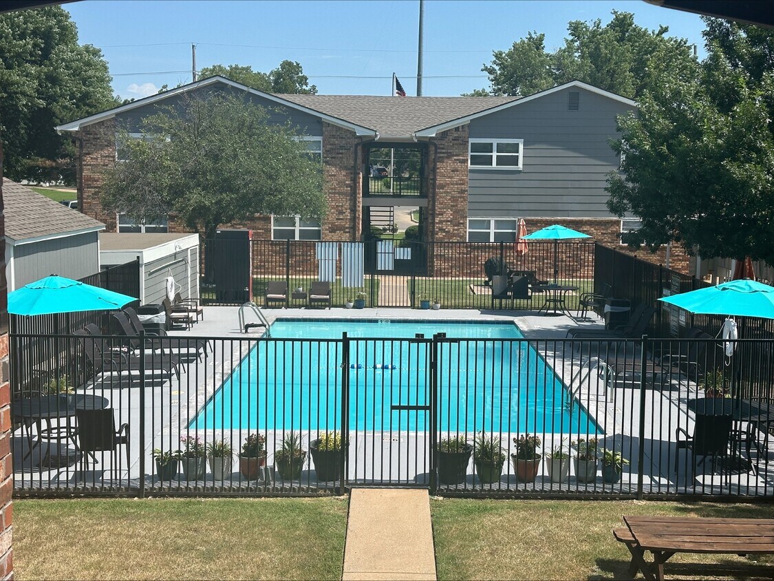 Piscina - Winds of Oak Forest