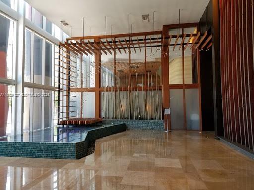 Foto del edificio - 50 Biscayne Blvd