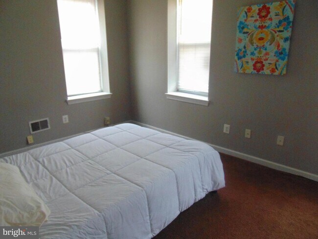 Building Photo - 308 Dr Martin Luther King Blvd