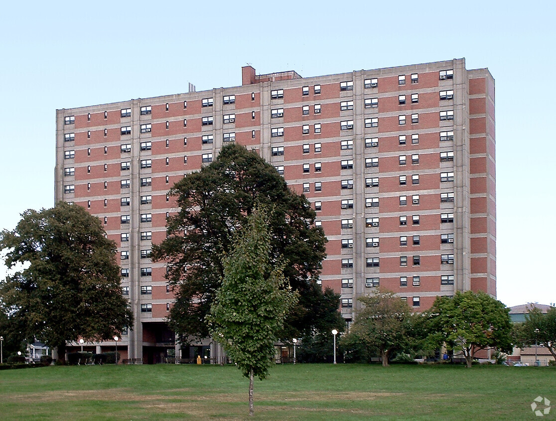 View from the west - Cardinal Medeiros Towers