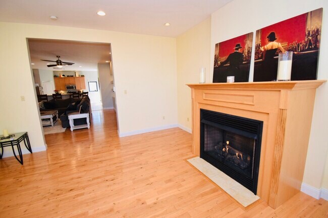 Foto del edificio - 4376 Olive St