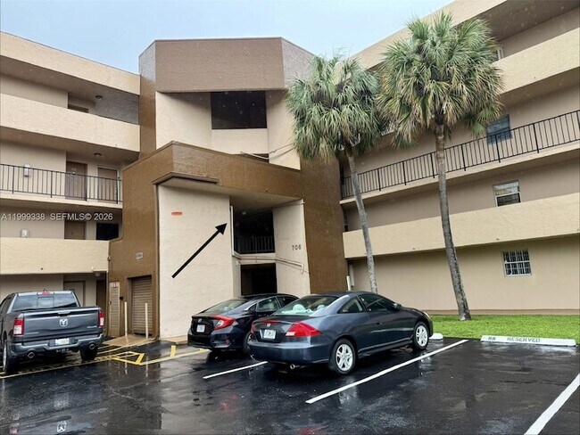 Foto del edificio - 706 NW 87th Ave