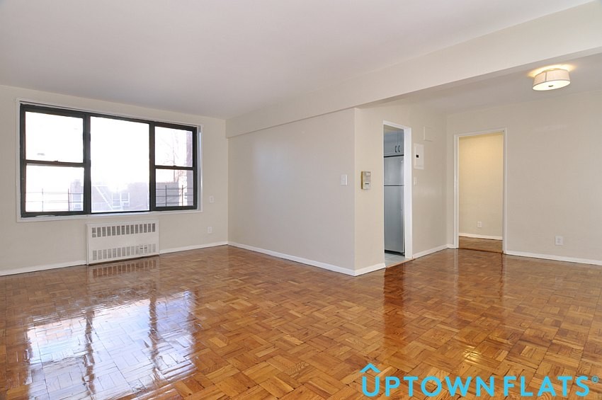 Foto principal - 525 Riverdale Ave