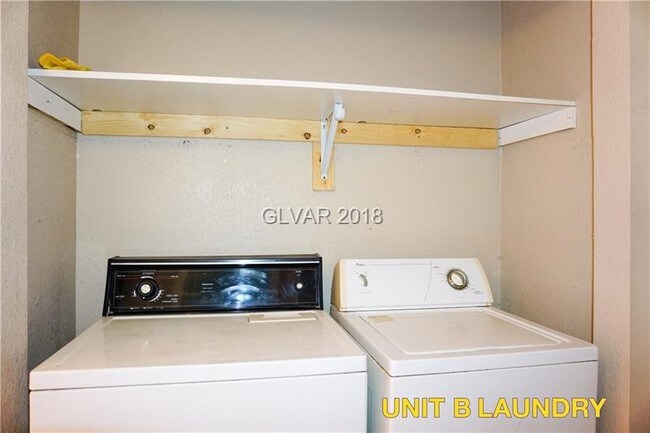 Foto del interior - 2051 Donna St