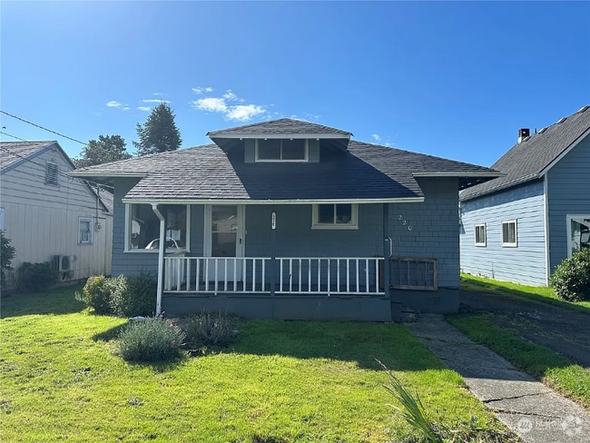 Building Photo - 220 Chenault Ave