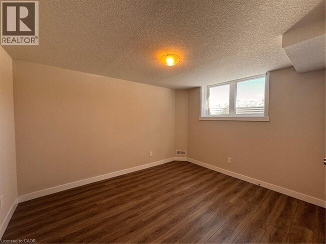 Building Photo - 1170 Bethel Rd