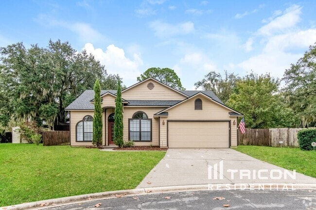 Building Photo - 8808 Mountain Lake Dr S