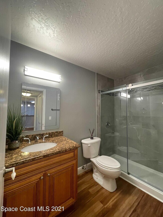 Foto del edificio - 7667 N Wickham Rd